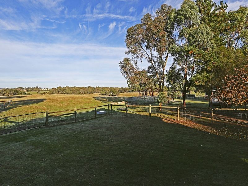 432 Elaine-Morrisons Road, Morrisons VIC 3334