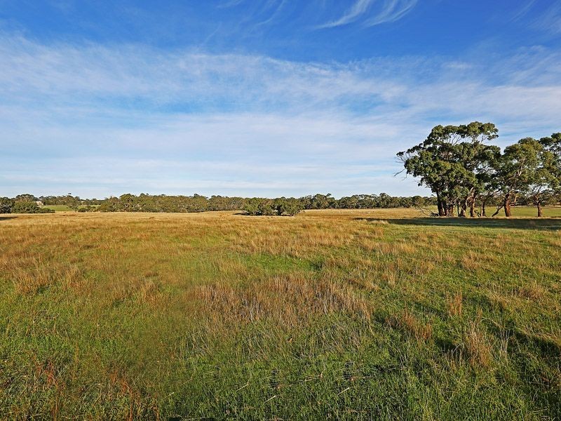 432 Elaine-Morrisons Road, Morrisons VIC 3334