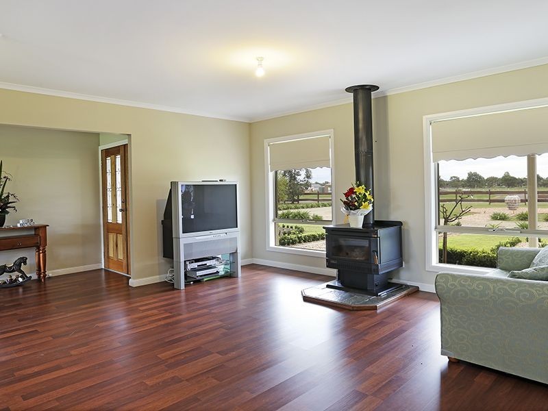 43 Marrabah Crescent, Teesdale VIC 3328