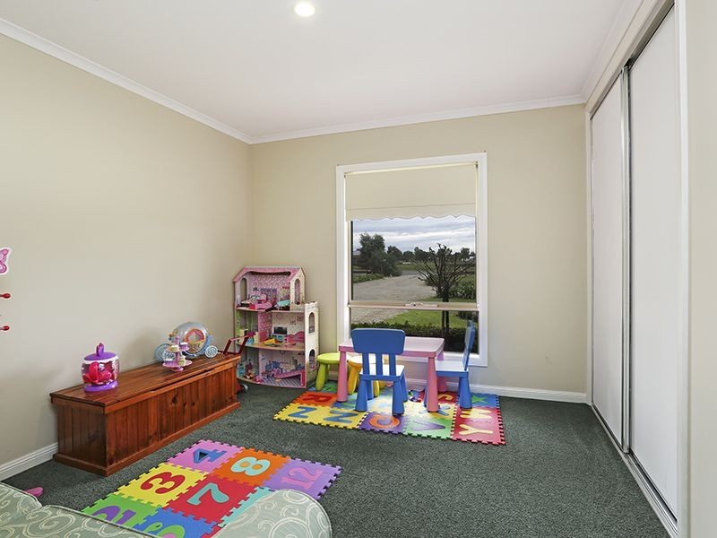 43 Marrabah Crescent, Teesdale VIC 3328