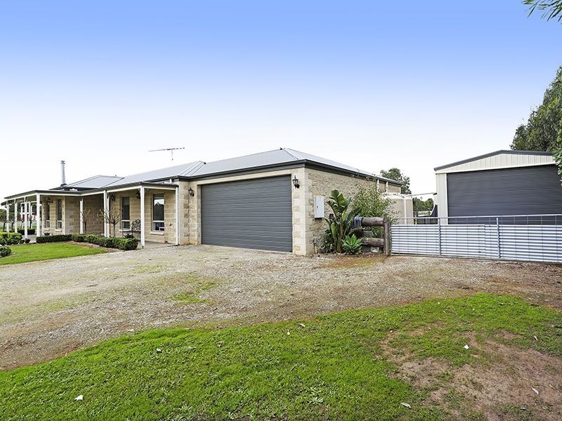 43 Marrabah Crescent, Teesdale VIC 3328