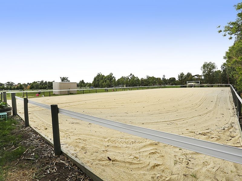 43 Marrabah Crescent, Teesdale VIC 3328