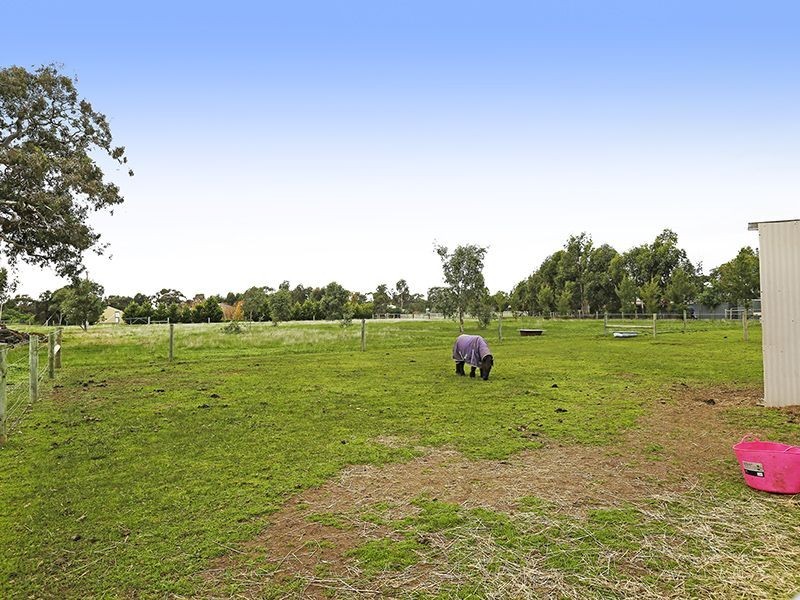 43 Marrabah Crescent, Teesdale VIC 3328