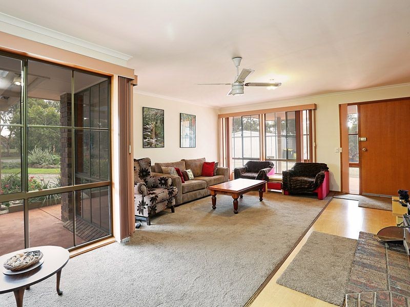 24 Garonne Drive, Bannockburn VIC 3331