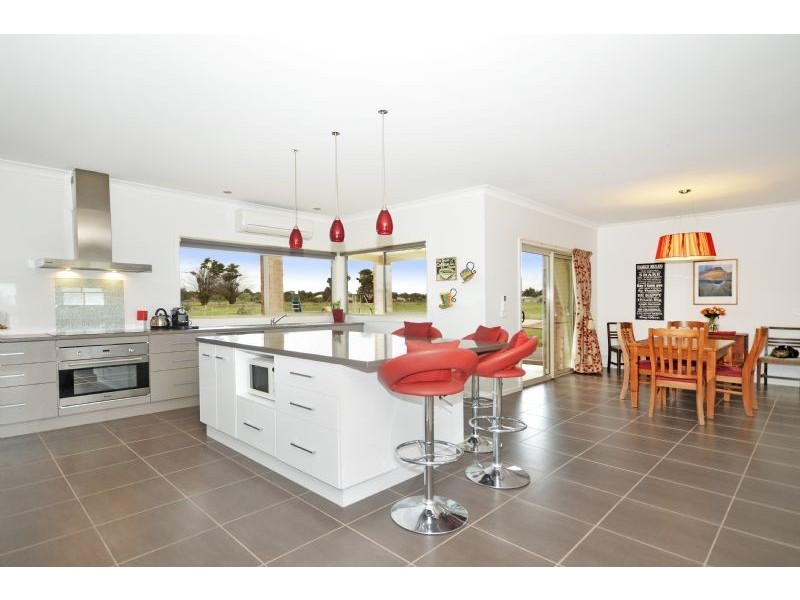 29 Warwick Way, Bannockburn VIC 3331