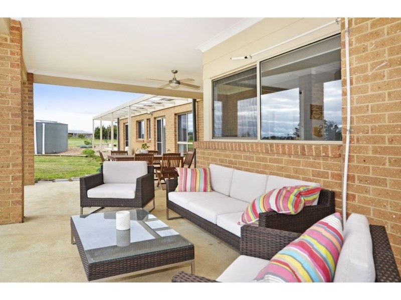 29 Warwick Way, Bannockburn VIC 3331