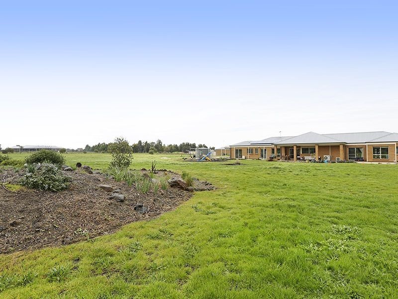 29 Warwick Way, Bannockburn VIC 3331