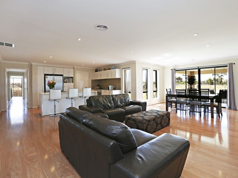 256 Glenavon Drive, Bannockburn VIC 3331
