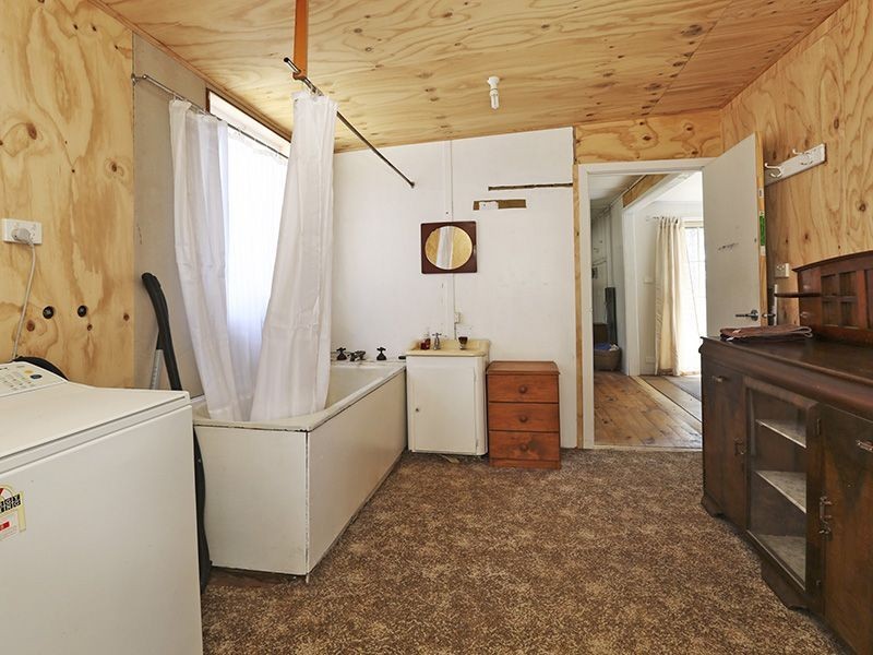 741 Beremboke Road, Anakie VIC 3221