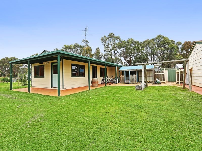 19 River Drive, Teesdale VIC 3328
