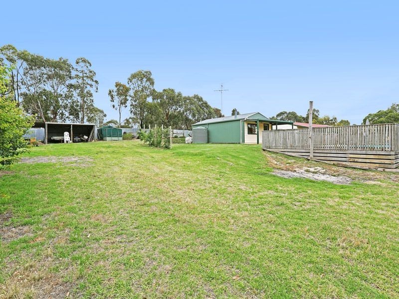 19 River Drive, Teesdale VIC 3328