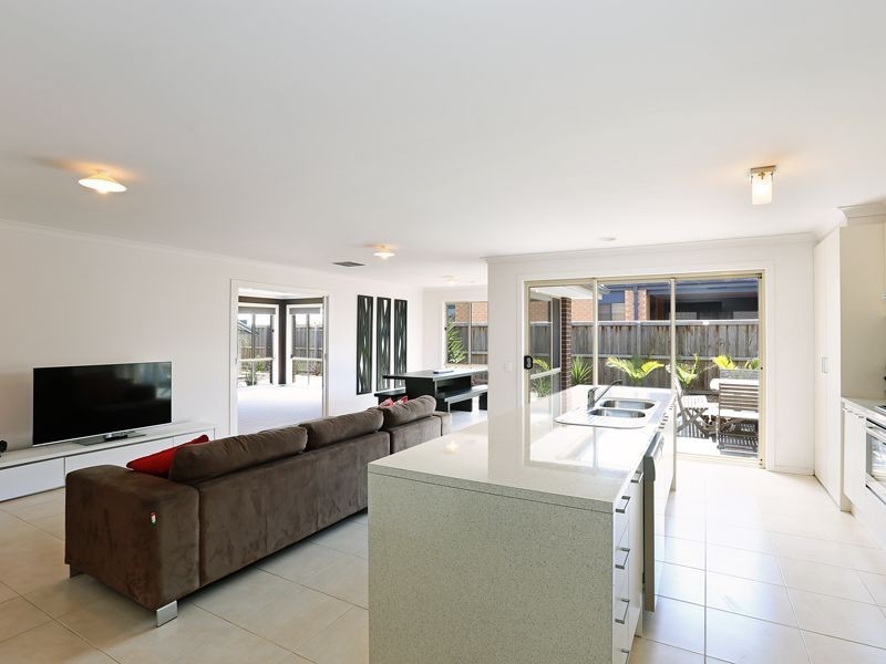 27 Dardel Drive, Bannockburn VIC 3331