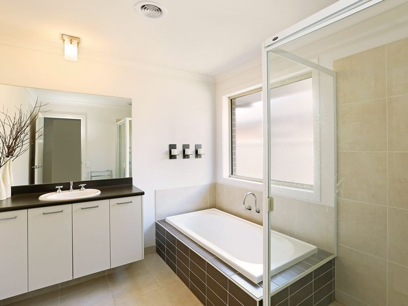 27 Dardel Drive, Bannockburn VIC 3331