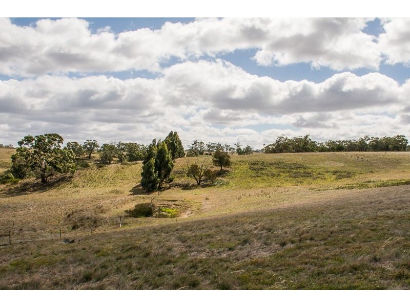 192 Savage Hill Road, Corindhap VIC 3352