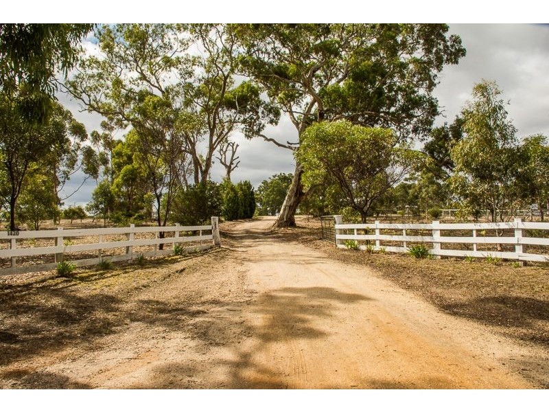 1420 Steiglitz Road, Sutherlands Creek VIC 3331