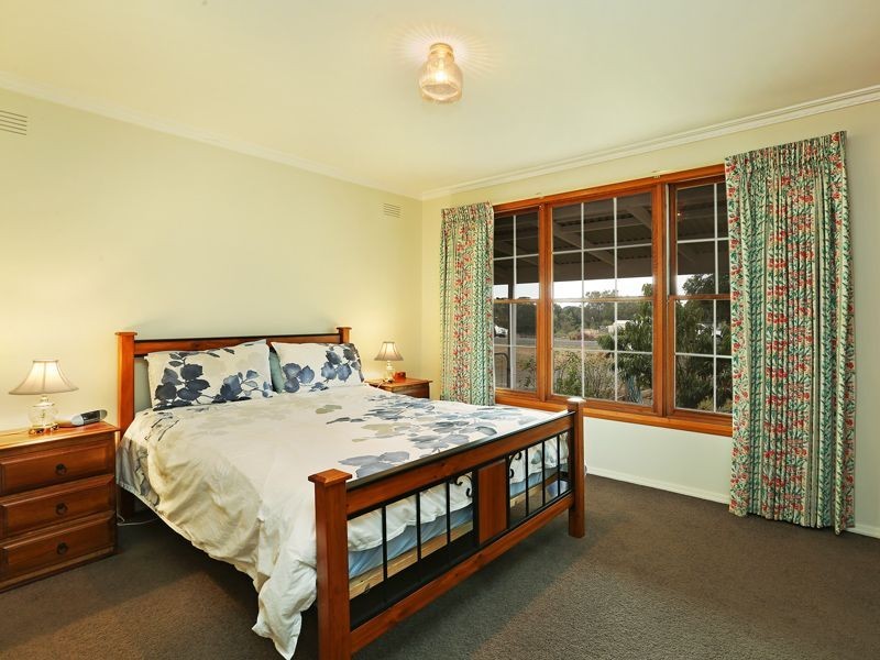 33 Bruce Street, Teesdale VIC 3328