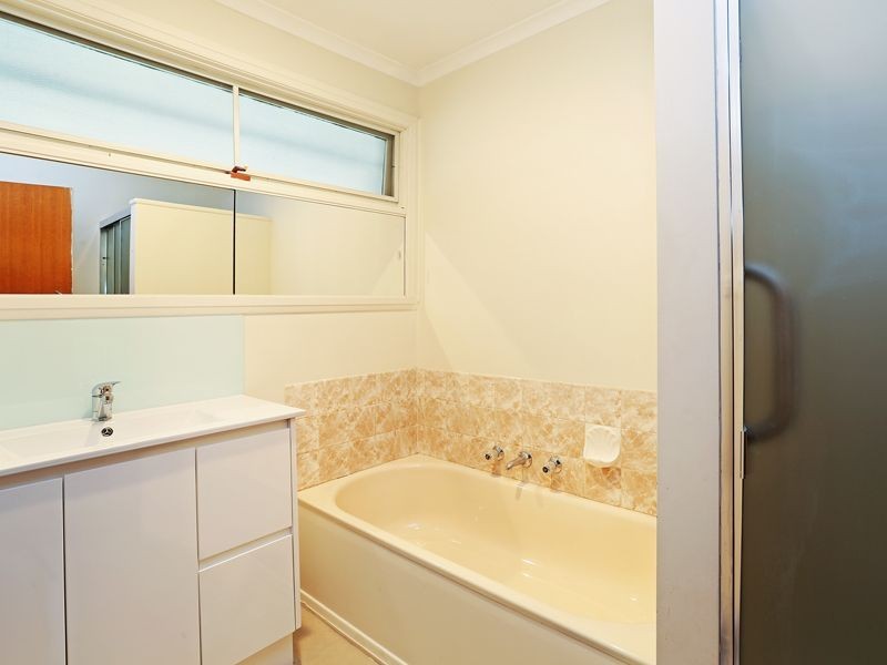 33 Bruce Street, Teesdale VIC 3328