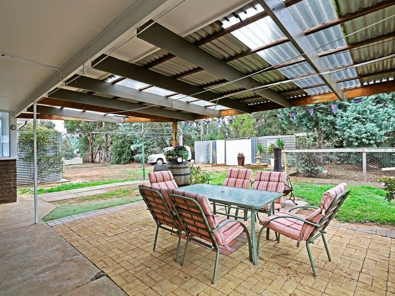 33 Bruce Street, Teesdale VIC 3328