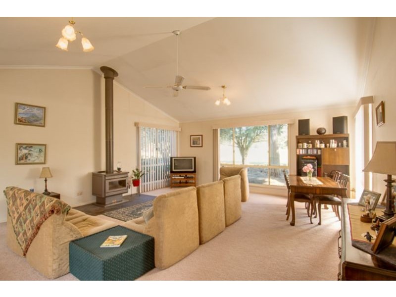 14 Lawler Street, Meredith VIC 3333