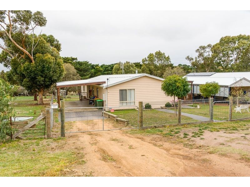 12 Gray Street, Lismore VIC 3324