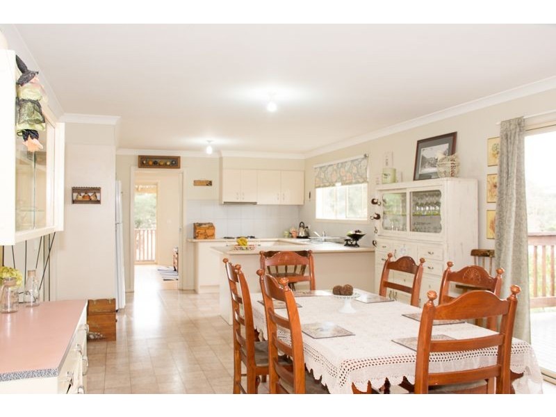 12 Gray Street, Lismore VIC 3324