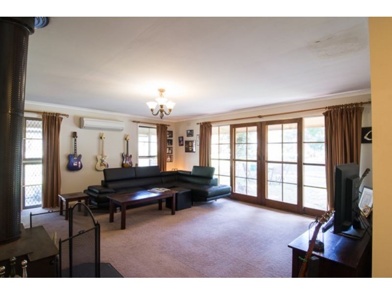 28 Sutherland Street, Meredith VIC 3333