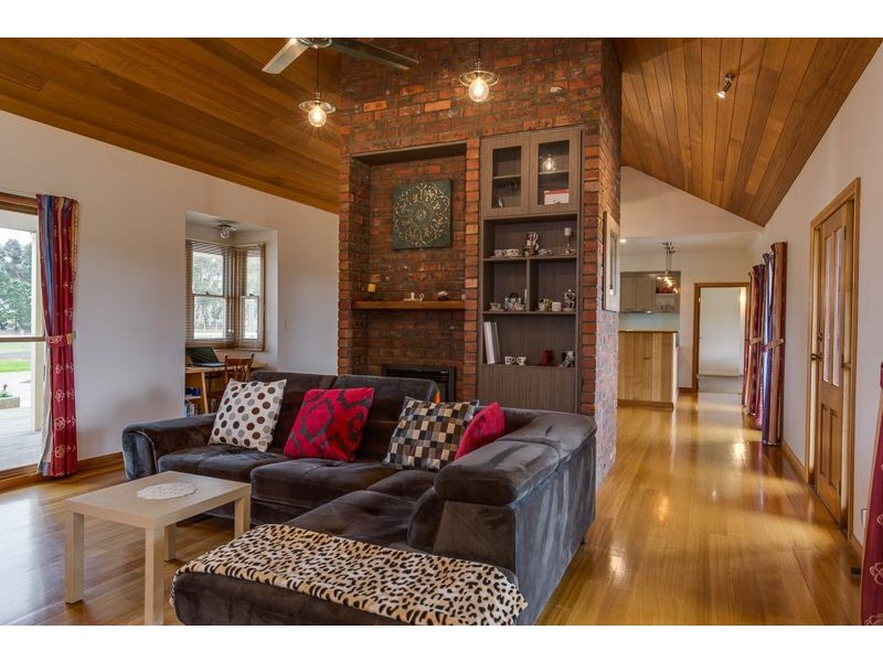 230 Inverleigh – Shelford Road, Inverleigh VIC 3321