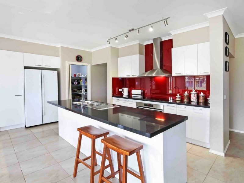 34 Lomandra Drive, Teesdale VIC 3328