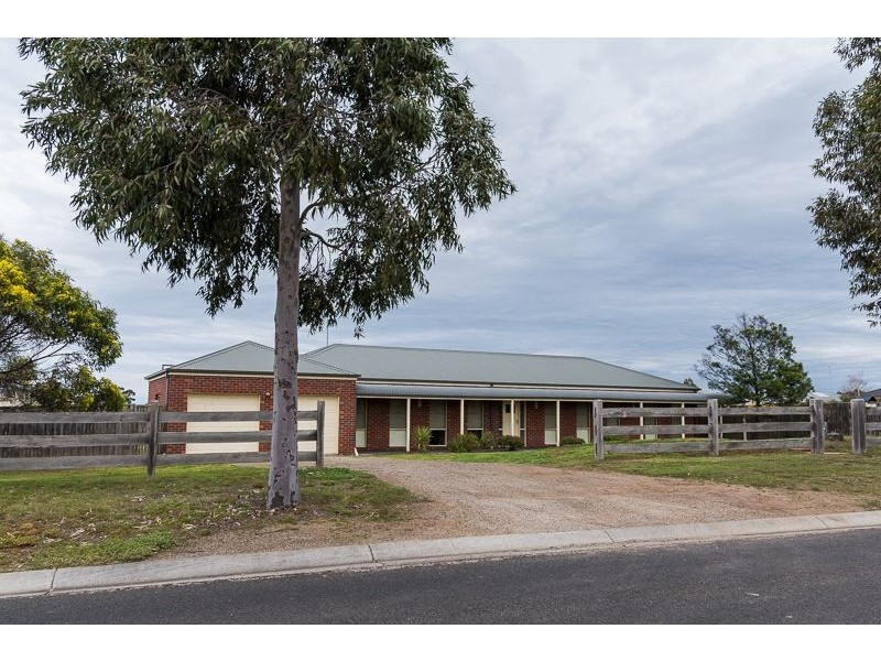 2 Dalcruin Drive, Bannockburn VIC 3331