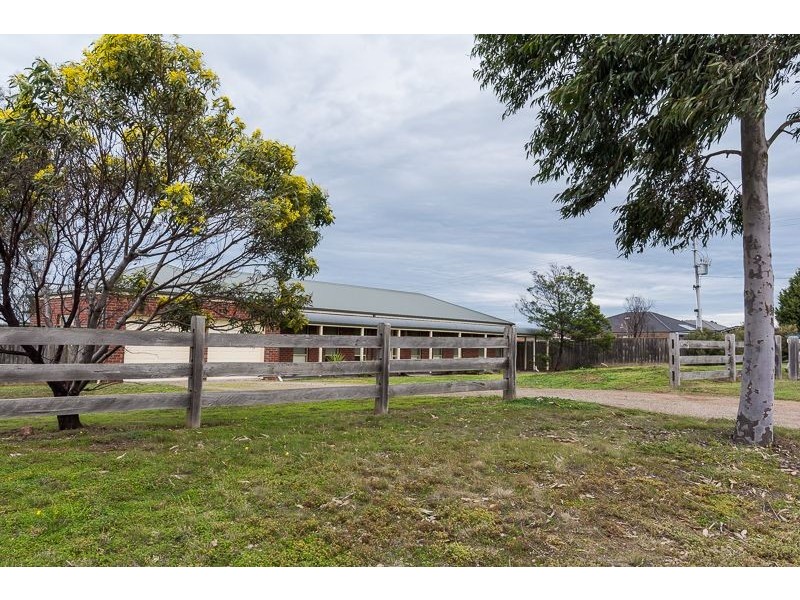 2 Dalcruin Drive, Bannockburn VIC 3331