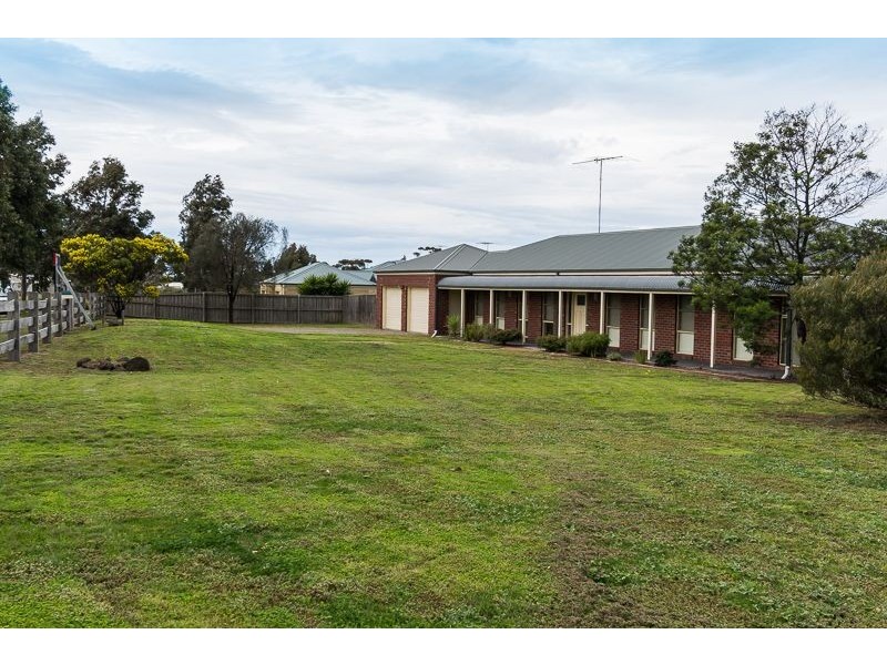 2 Dalcruin Drive, Bannockburn VIC 3331