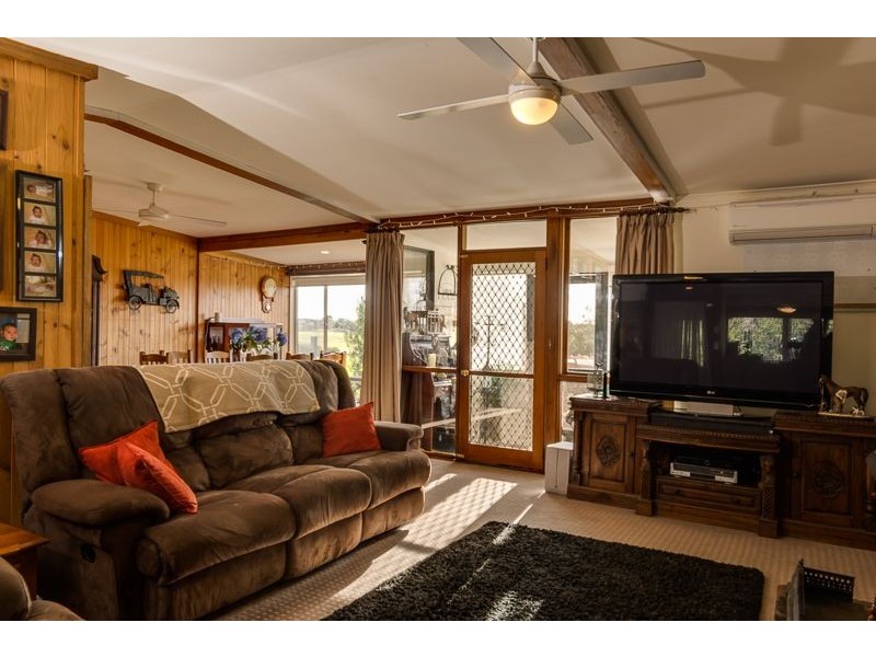 120 Tall Tree Road, Lethbridge VIC 3332