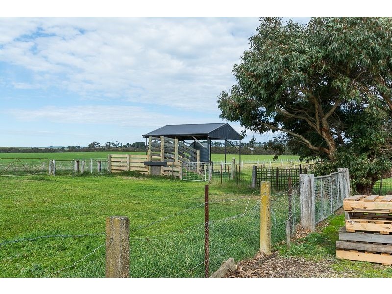 2025 Hamilton Highway, Murgheboluc VIC 3221