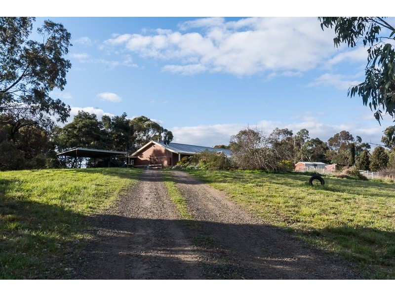 28 Russell Street, Teesdale VIC 3328