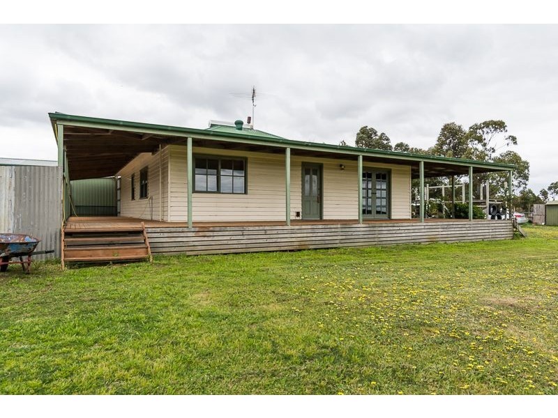 39 Wisharts Road, Inverleigh VIC 3321