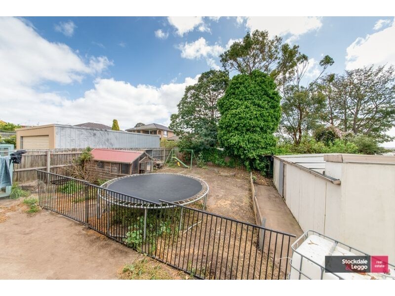 28 Wolseley Grove, Bell Post Hill VIC 3215