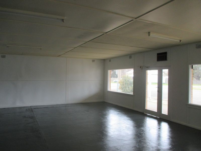 Shop: 44 Staughton Street, Meredith VIC 3333