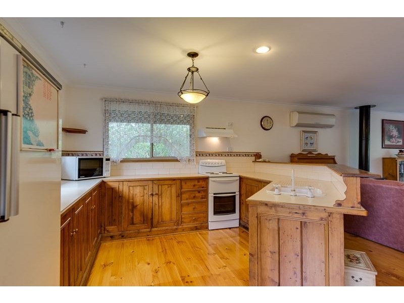 75 Pantics Road, Teesdale VIC 3328