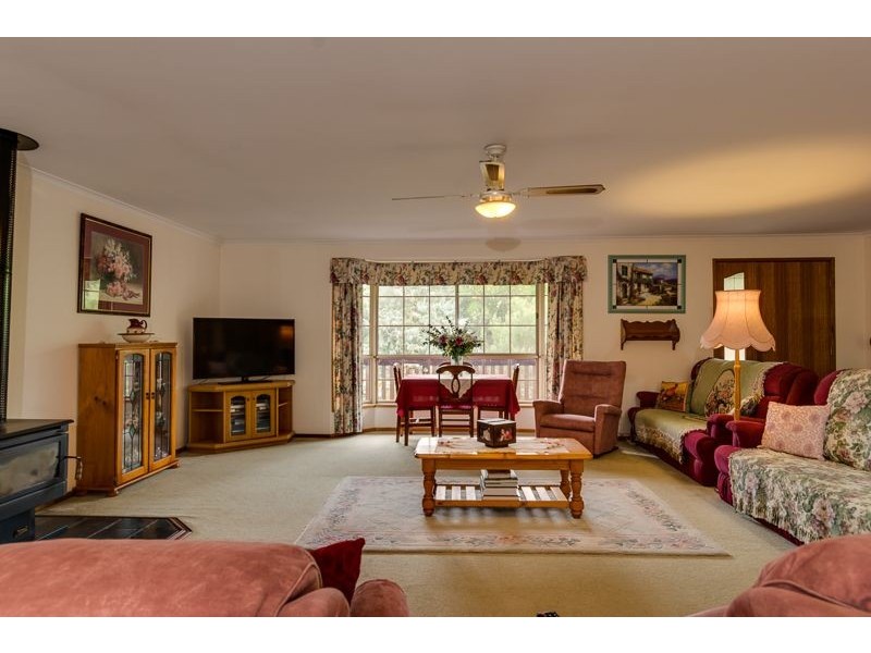 75 Pantics Road, Teesdale VIC 3328