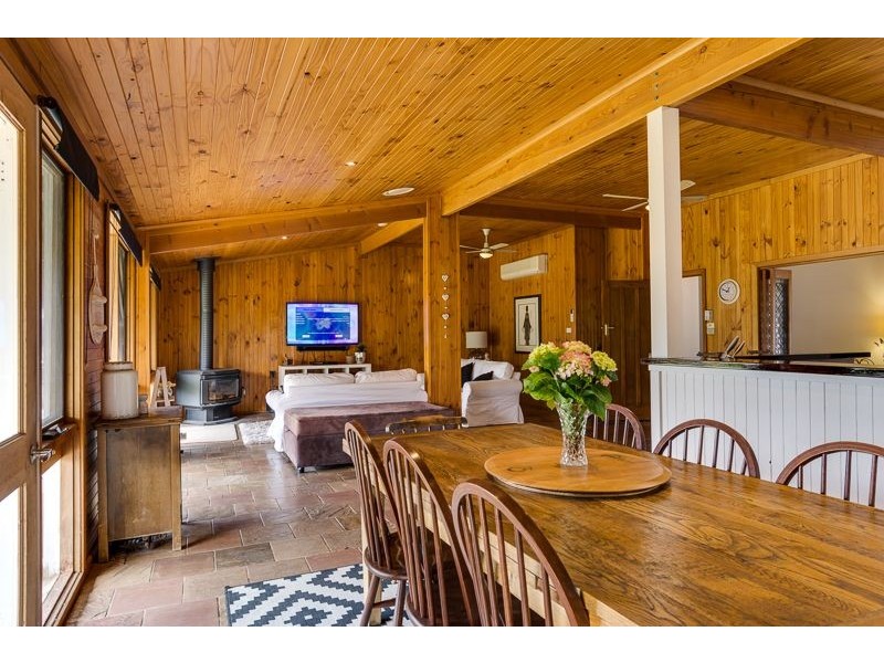 1028 Bannockburn-Shelford Road, Teesdale VIC 3328