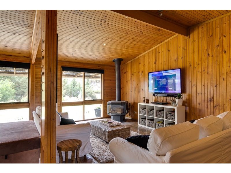 1028 Bannockburn-Shelford Road, Teesdale VIC 3328