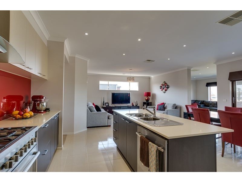 9 Hamish Drive, Bannockburn VIC 3331
