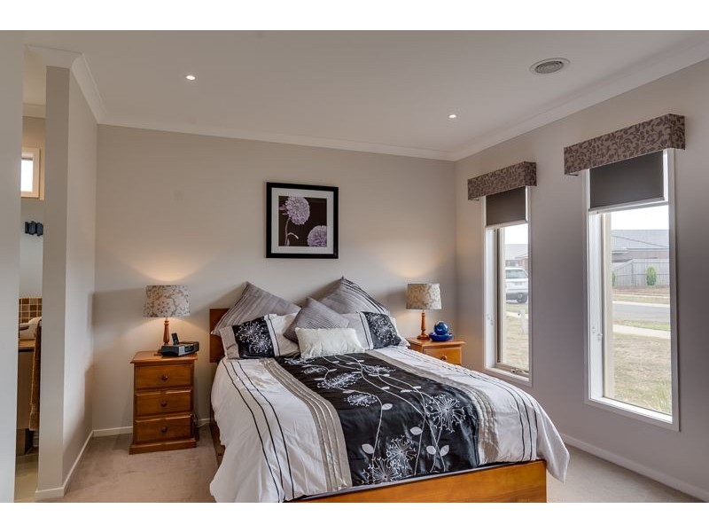 9 Hamish Drive, Bannockburn VIC 3331