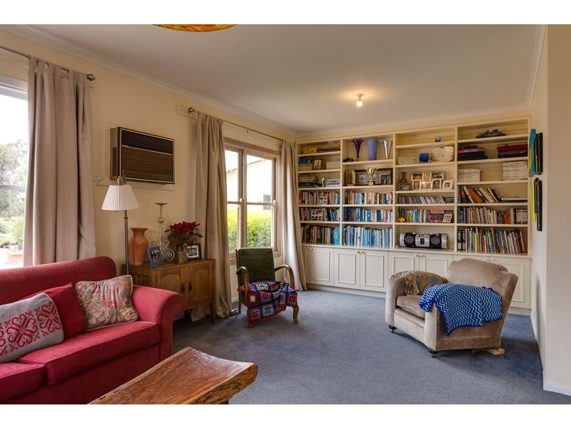 1043 Bannockburn – Shelford Road, Teesdale VIC 3328