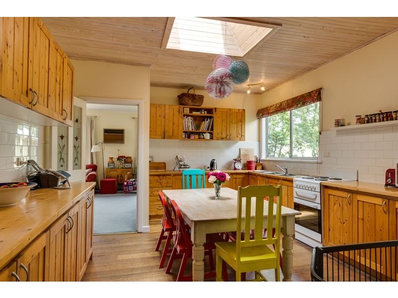 1043 Bannockburn – Shelford Road, Teesdale VIC 3328