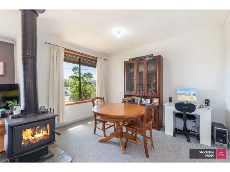 44 Waitara Grove, Norlane VIC 3214