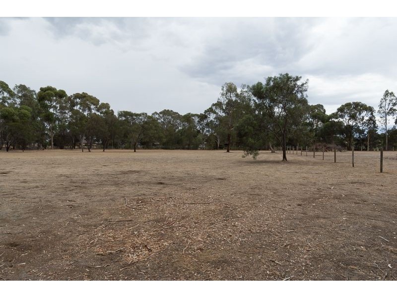 24 Mercer Street, Teesdale VIC 3328