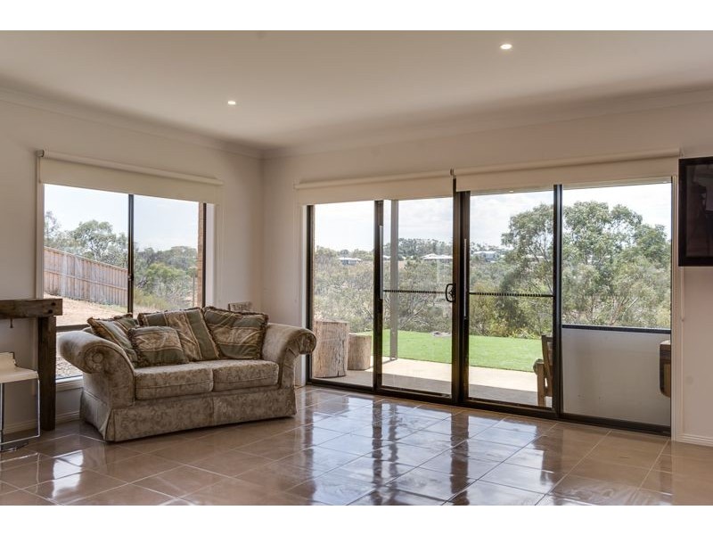 32 Willowbrae Way, Bannockburn VIC 3331