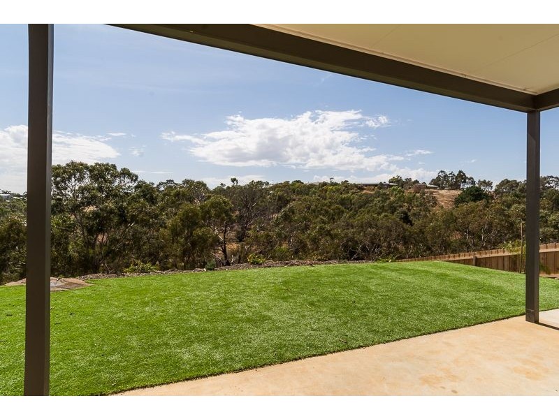 32 Willowbrae Way, Bannockburn VIC 3331