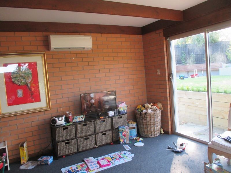 26 Cara Road, Highton VIC 3216